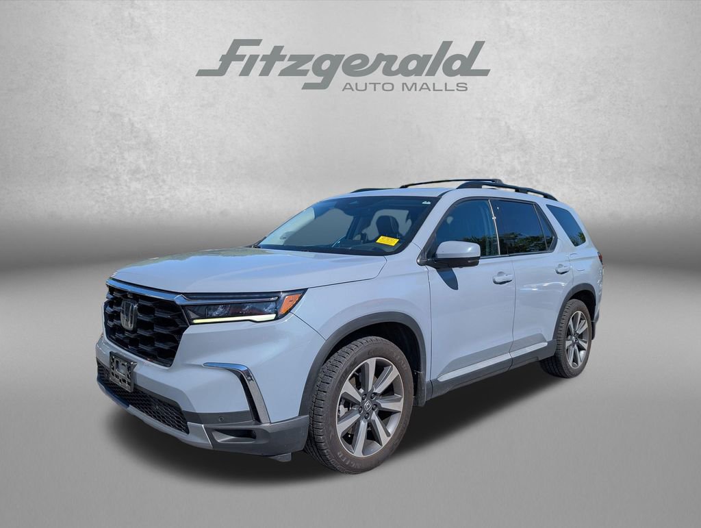 Used 2023 Honda Pilot Elite image 2