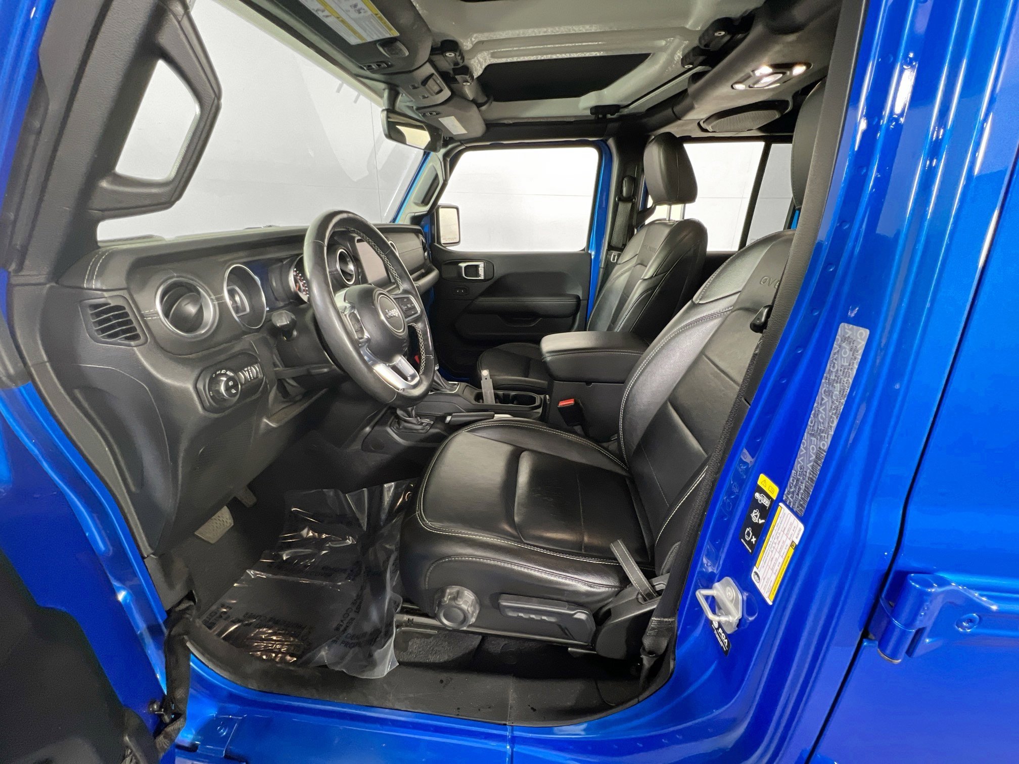 Used 2021 Jeep Gladiator Overland w/ Popular Equipment Package image 20