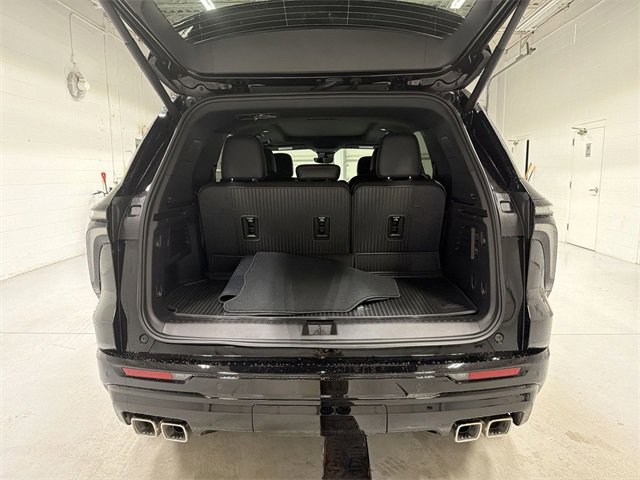 New 2026 Chevrolet Traverse RS w/ LPO, Floor Liner Package image 15