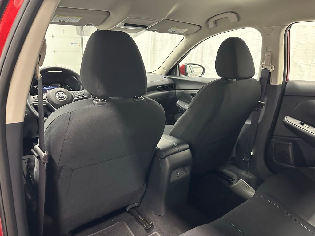 Used 2025 Nissan Sentra SV image 43