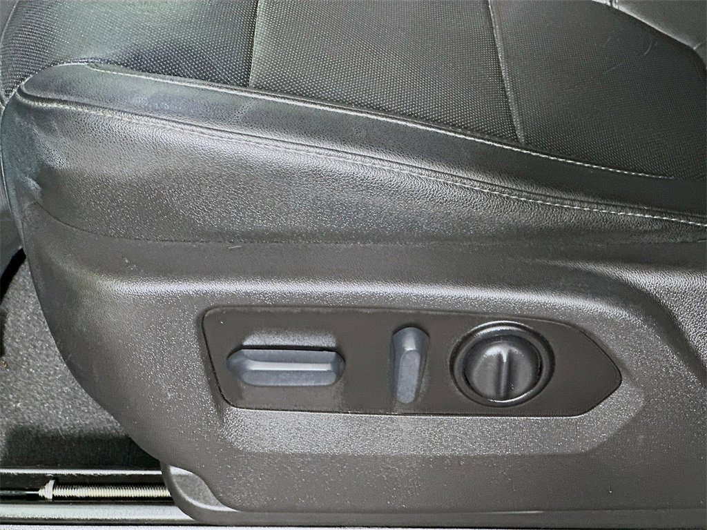 Used 2022 Chevrolet Silverado 1500 LTZ image 22