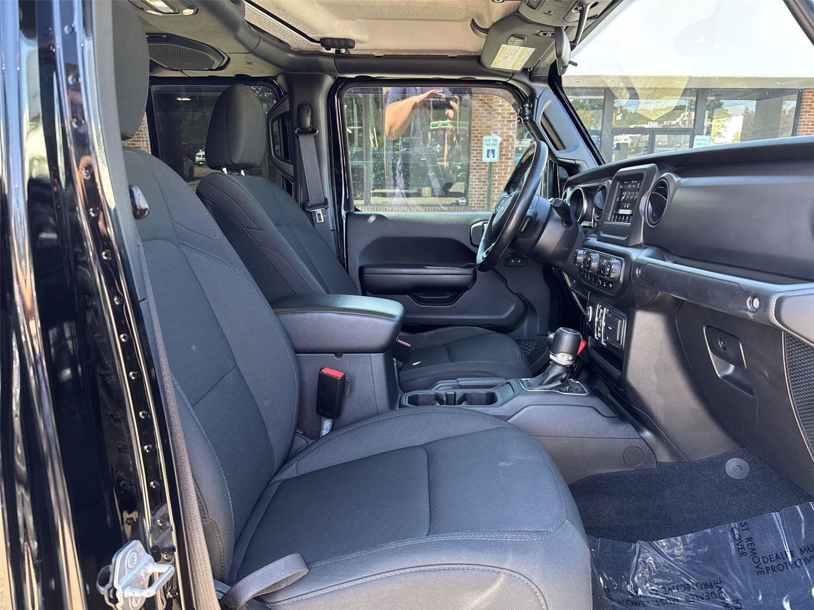 Used 2021 Jeep Gladiator Sport AWD/4WD image 22