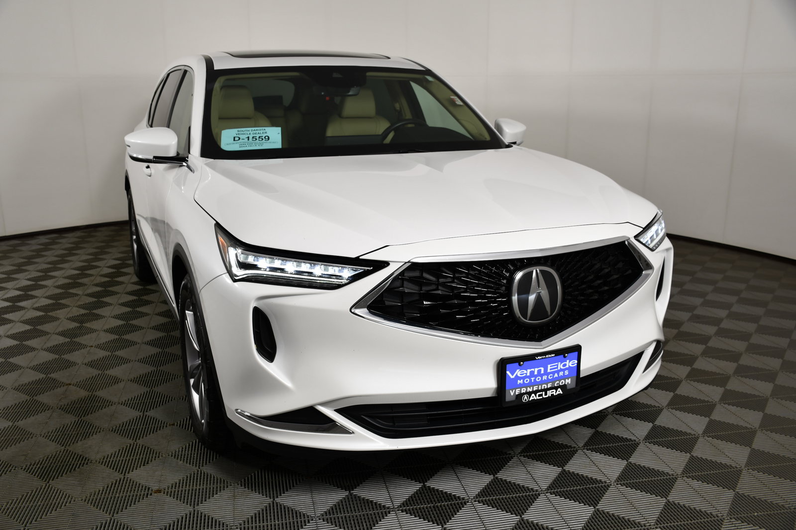 Used 2024 Acura MDX SH-AWD image 3
