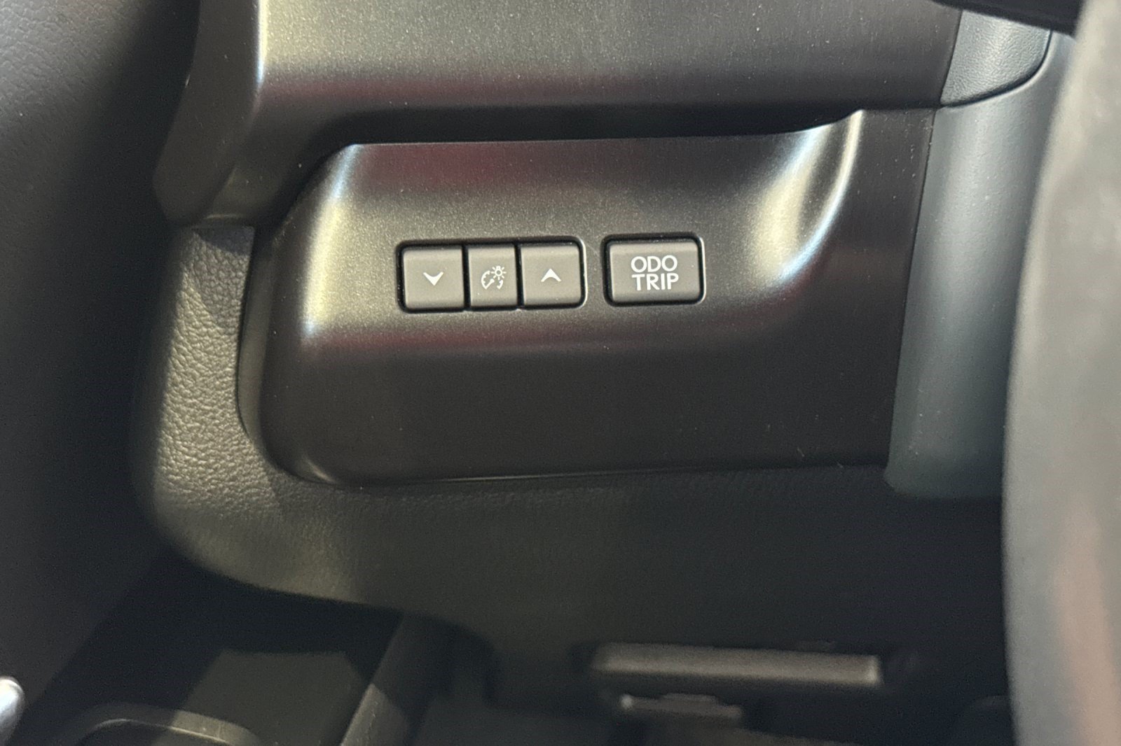 Certified 2025 Lexus UX 300h FWD w/ Accessory Package (Z2) image 36