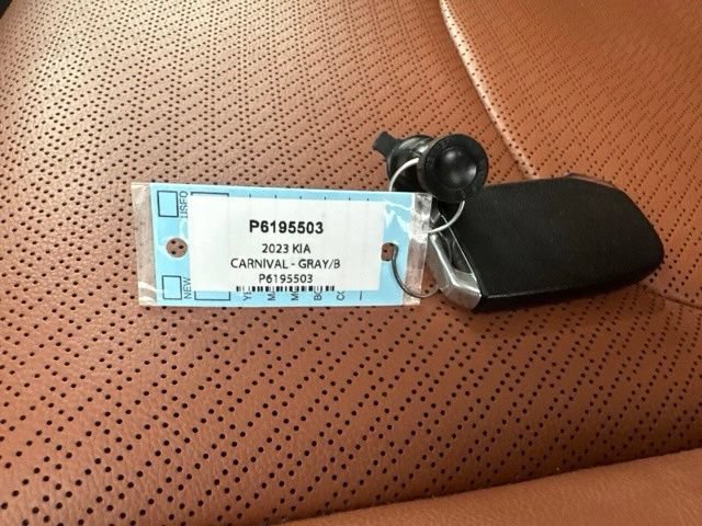 Used 2023 Kia Carnival SX Prestige FWD image 34