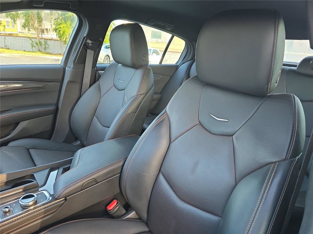 Used 2023 Cadillac CT5 V w/ Premium Package RWD image 18