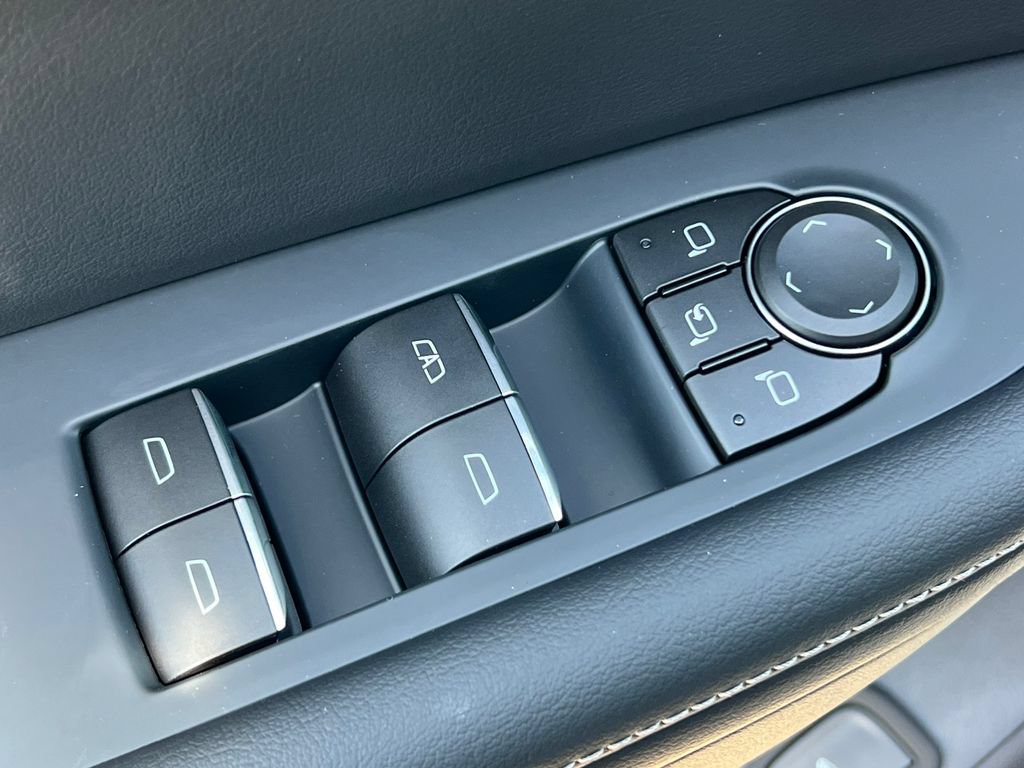 New 2026 Buick Enclave Avenir w/ Super Cruise Package AWD/4WD image 18