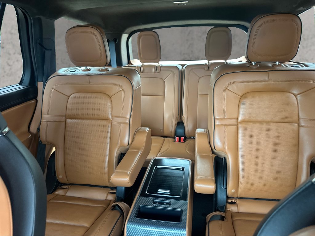 Used 2024 Lincoln Aviator Black Label w/ Jet Package AWD/4WD image 24