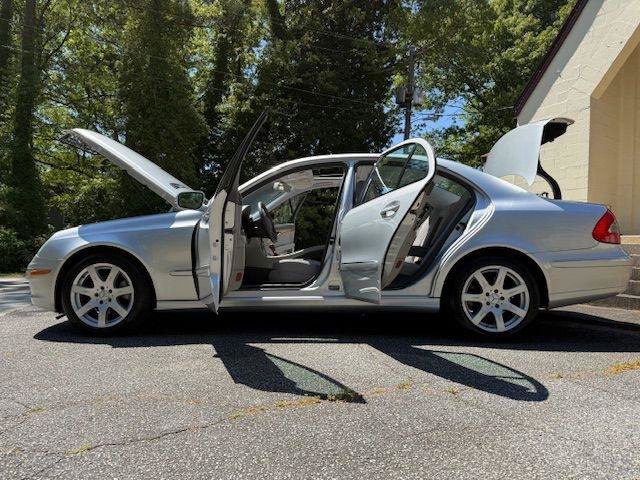 Used 2007 Mercedes-Benz E 350 Sedan image 15