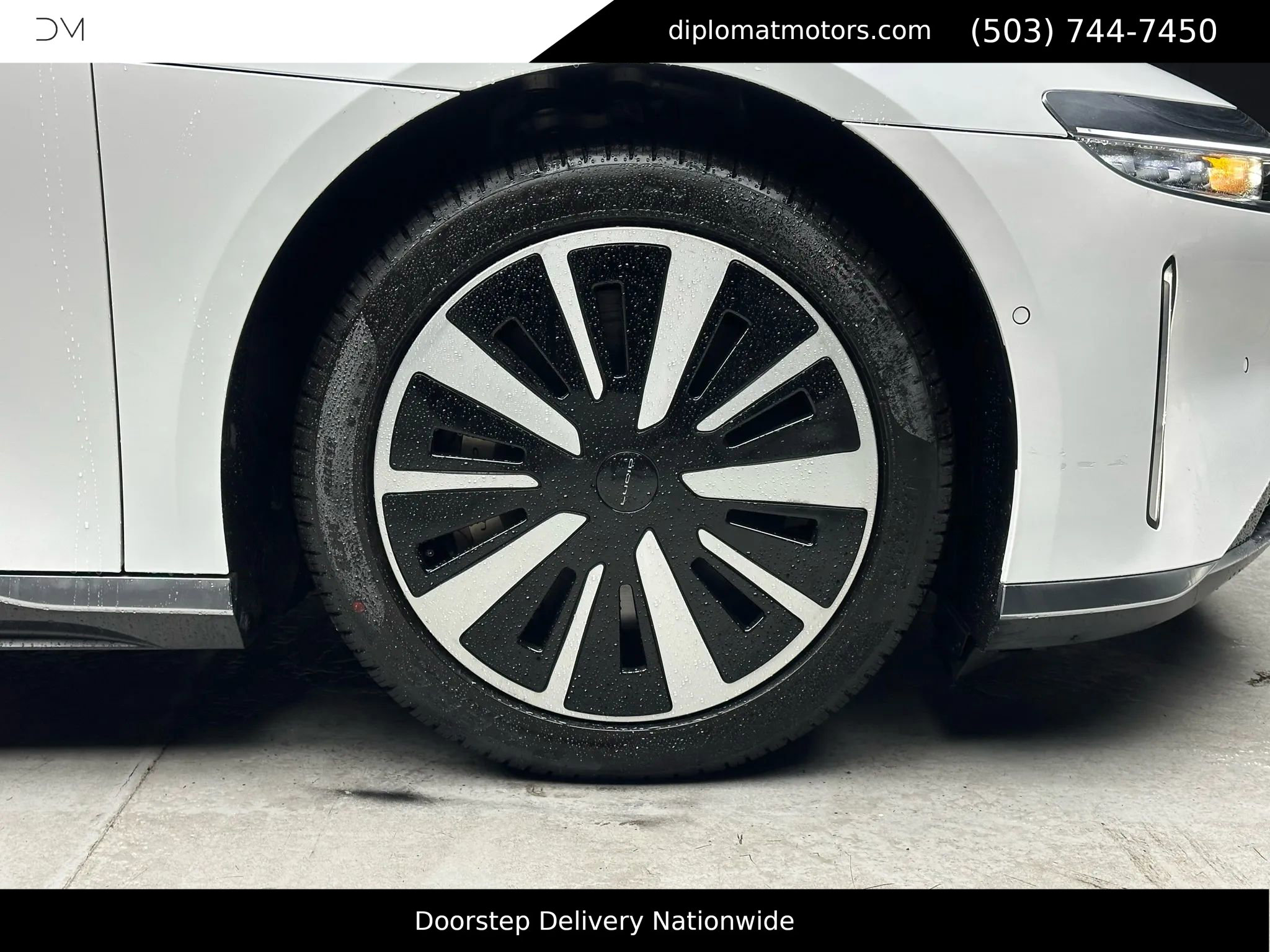 Used 2024 Lucid Air Touring image 36