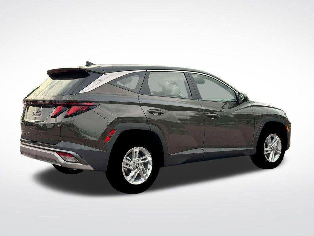 New 2026 Hyundai Tucson SE FWD image 8