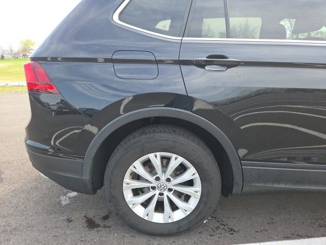 Used 2019 Volkswagen Tiguan SE AWD/4WD image 7