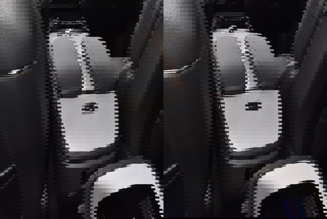 New 2025 Lincoln Navigator Reserve w/ Jet Appearance Package image 26