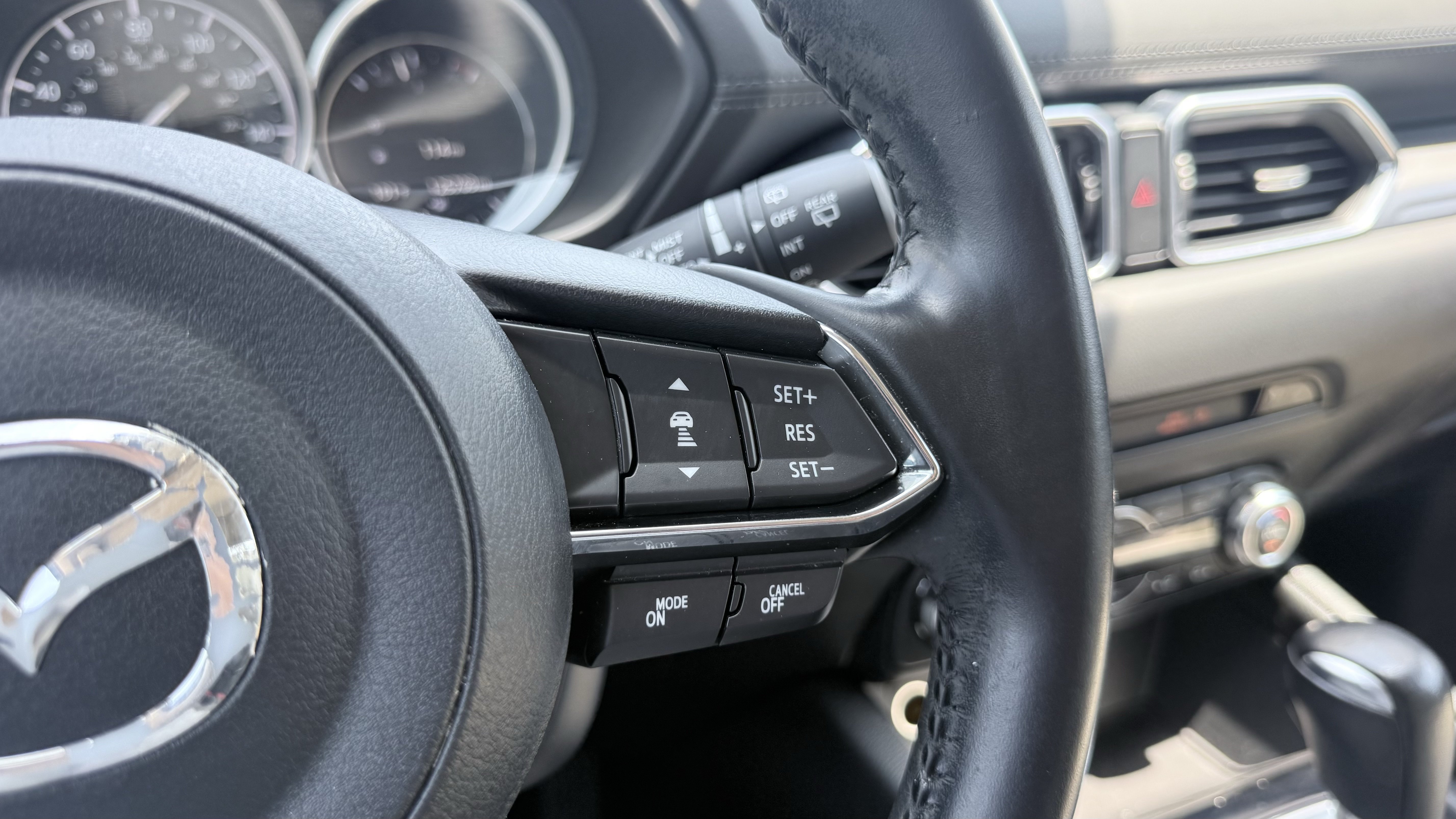 Used 2018 MAZDA CX-5 Touring w/ Preferred Equipment Package FWD image 51