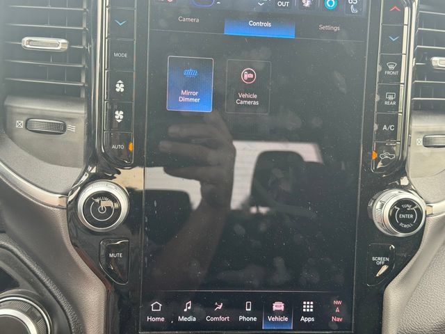 Used 2025 RAM 1500 Big Horn AWD/4WD image 29