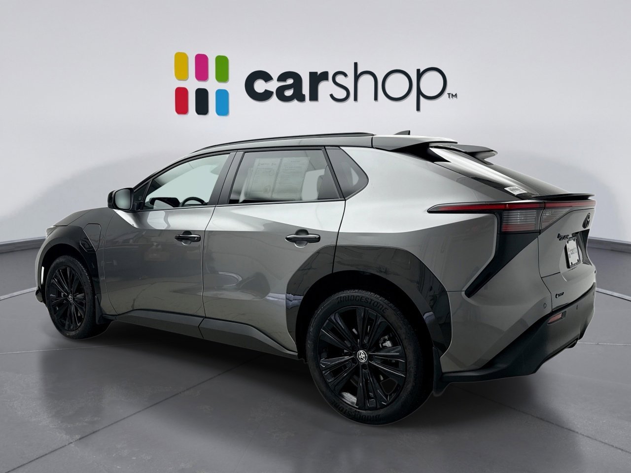 Used 2025 Toyota bZ4X AWD image 3