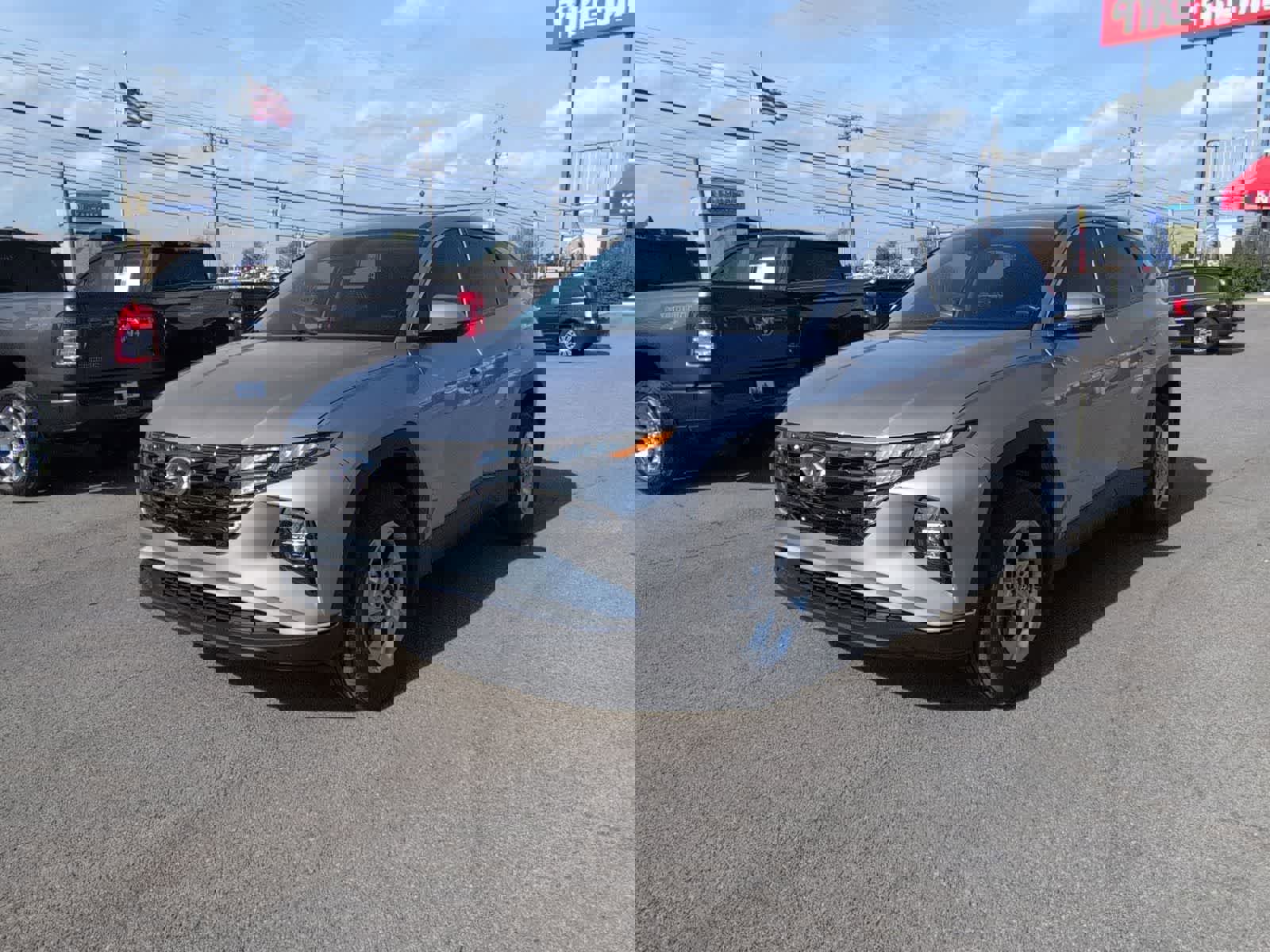 Used 2022 Hyundai Tucson SE image 4