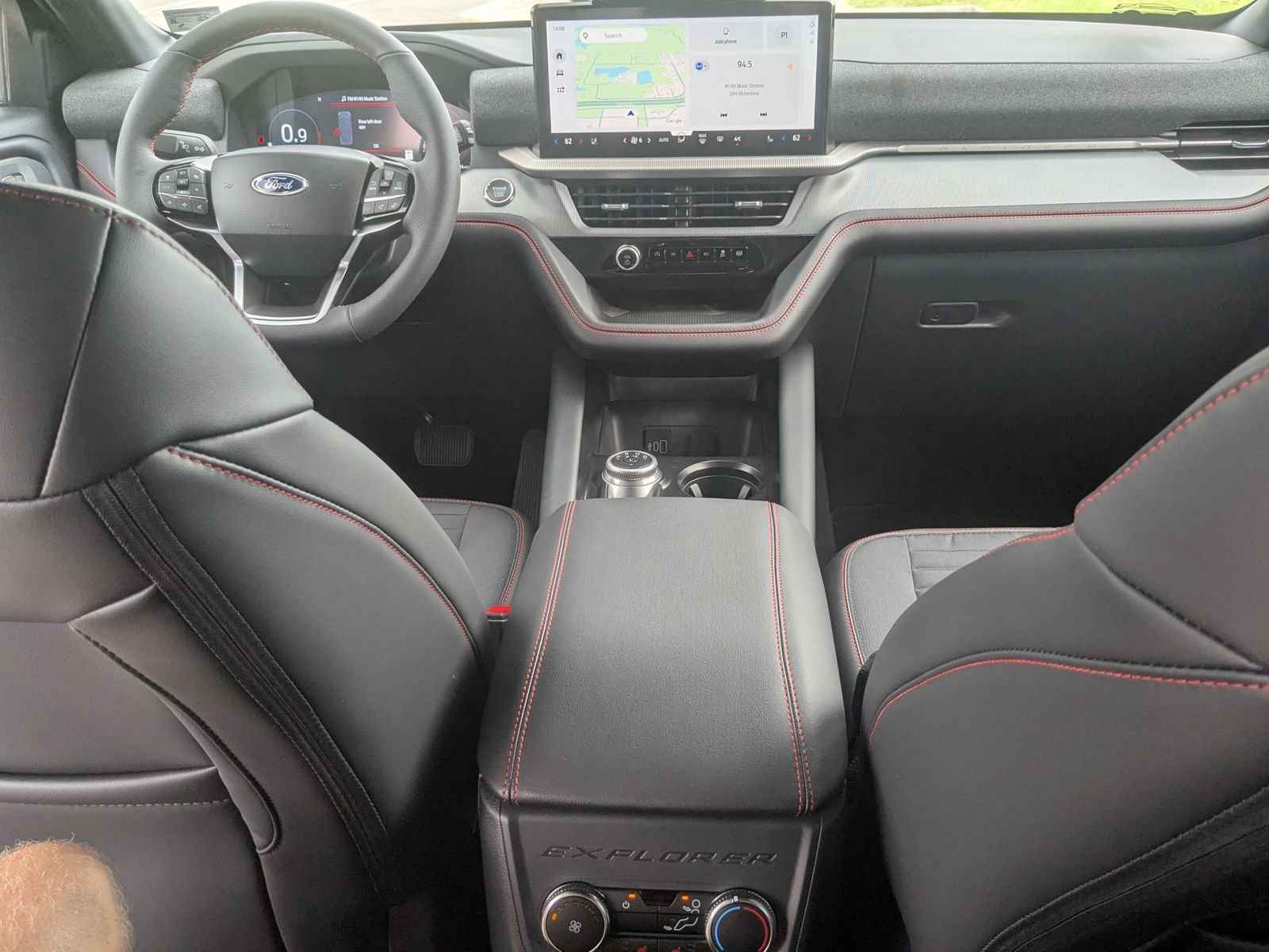 New 2026 Ford Explorer ST-Line w/ ST-Line Street Pack AWD/4WD image 32