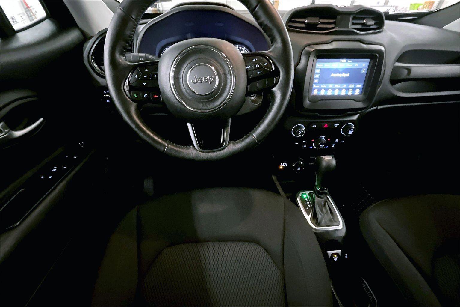 Used 2018 Jeep Renegade Altitude image 5