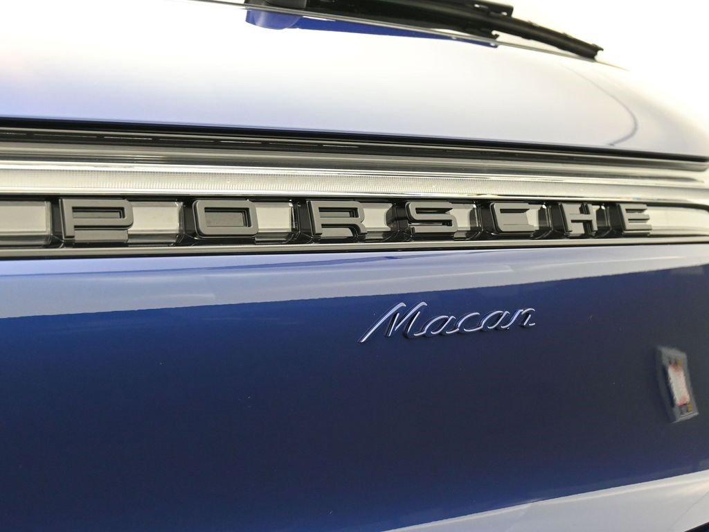 New 2026 Porsche Macan image 14