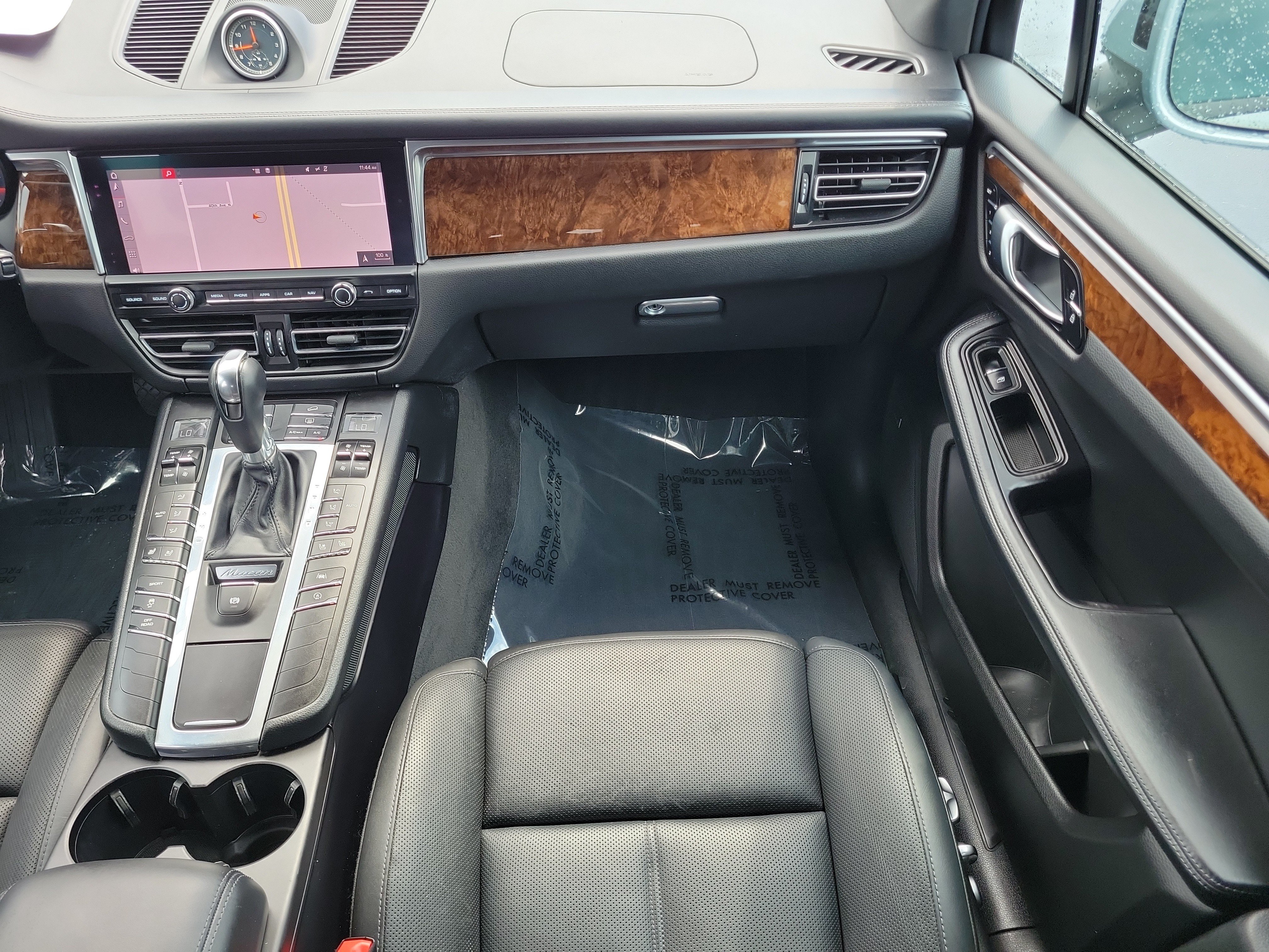 Used 2019 Porsche Macan AWD/4WD image 15