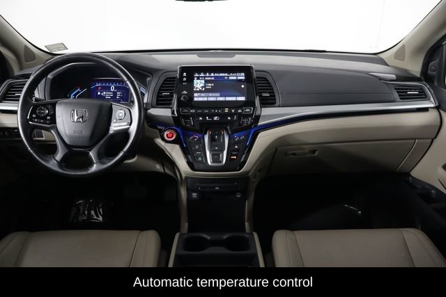 Used 2018 Honda Odyssey Elite image 13