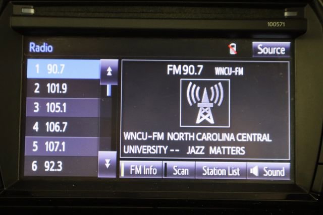 Used 2016 Toyota Corolla S image 28