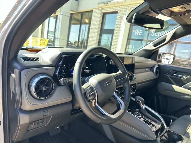 Certified 2026 Chevrolet Colorado ZR2 w/ Midnight Edition AWD/4WD image 9
