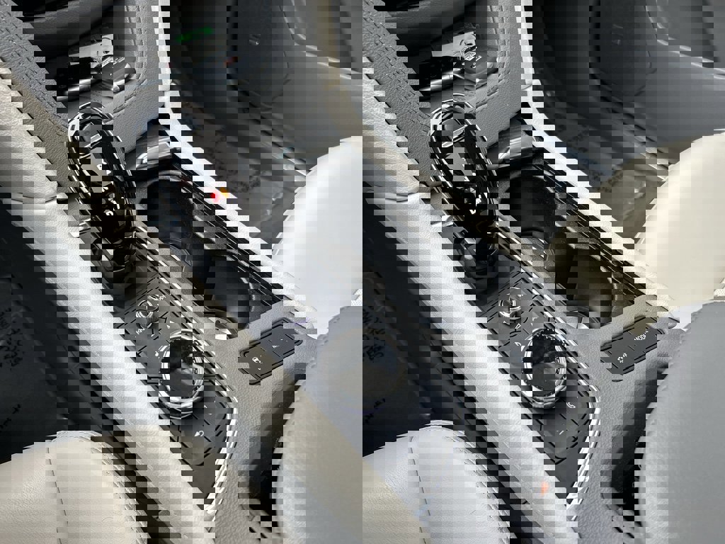 Certified 2023 Cadillac XT5 Premium Luxury image 24