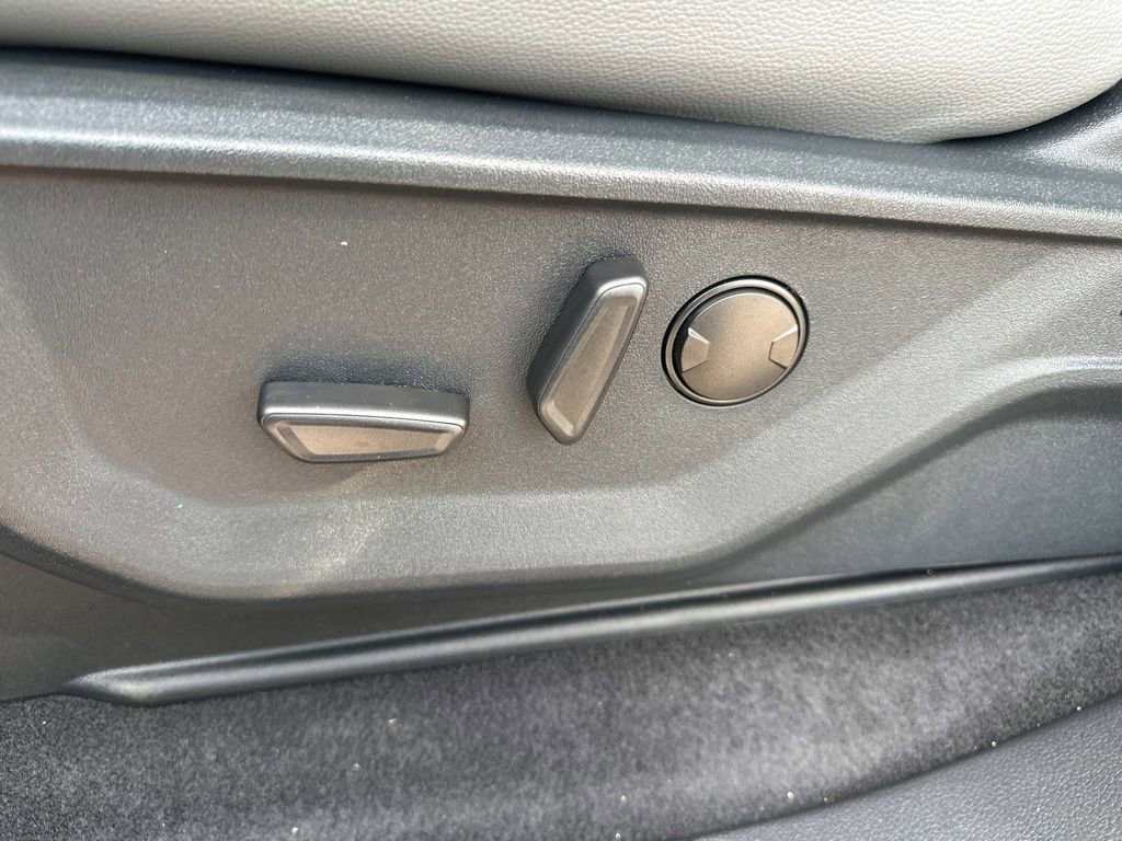 New 2025 Ford F150 Lightning Flash image 19