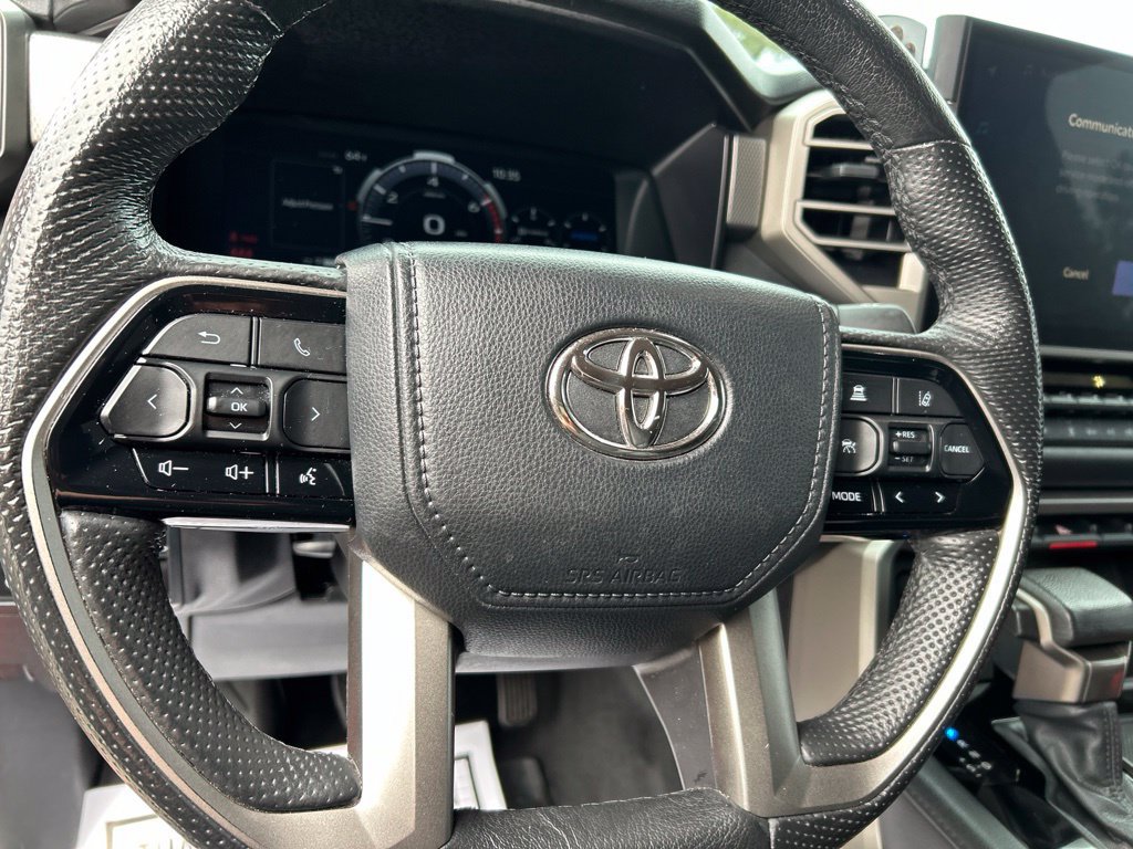 Used 2024 Toyota Tundra Limited AWD/4WD image 23