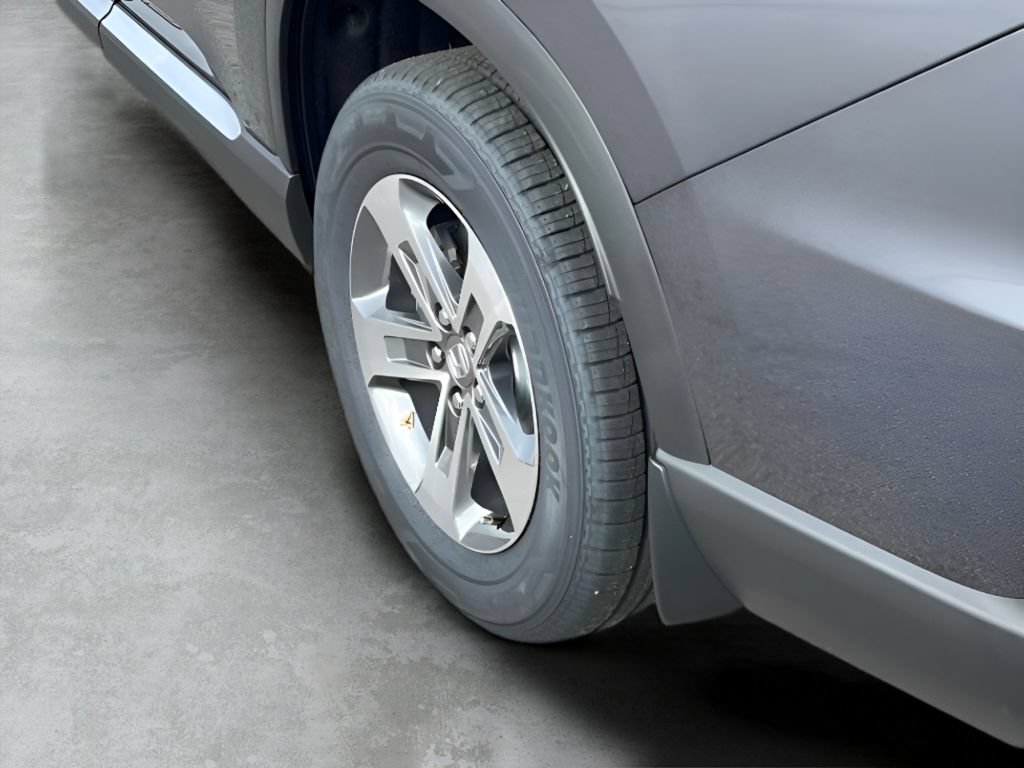 Used 2025 Honda Pilot EX-L image 8