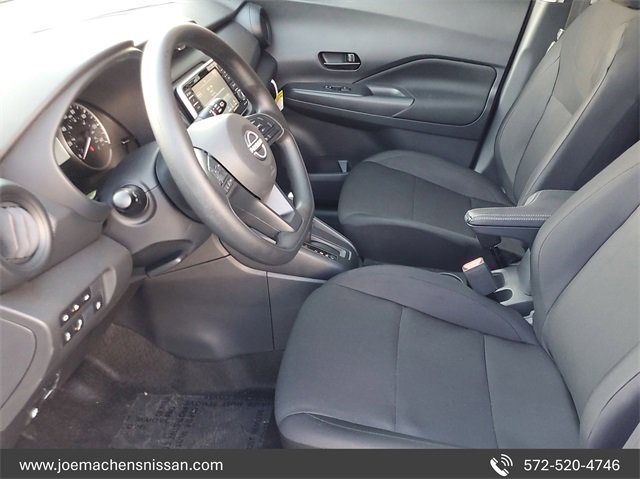 New 2025 Nissan Kicks Play S image 11