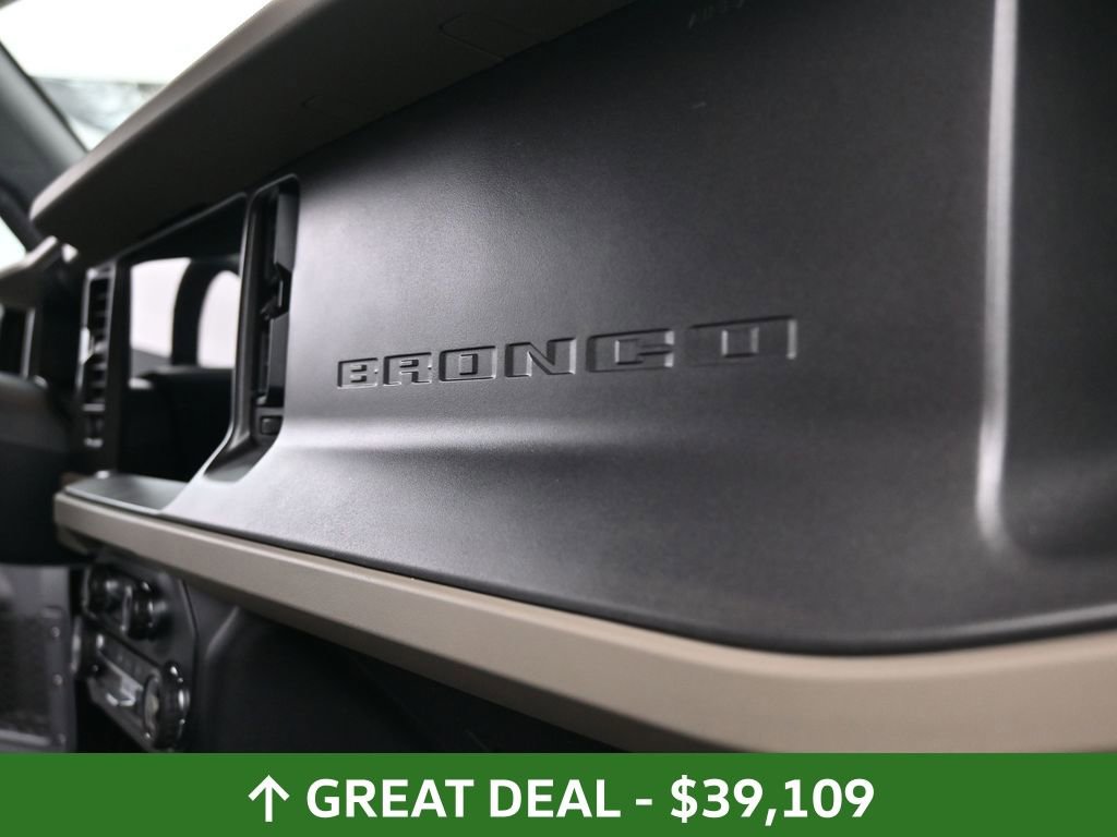 Used 2025 Ford Bronco Big Bend image 33
