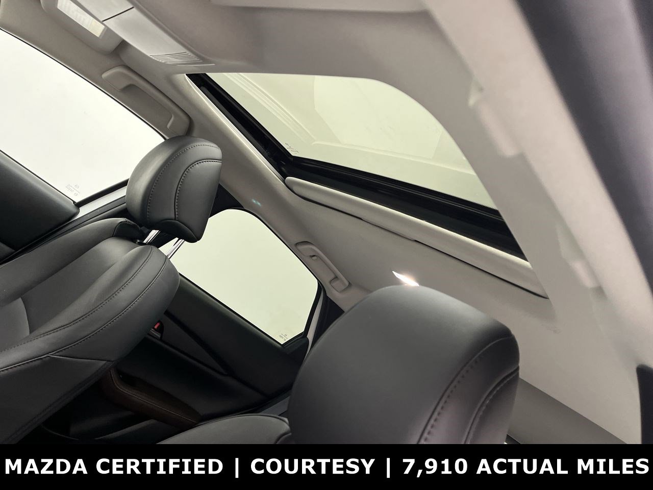 Certified 2025 MAZDA CX-30 AWD 2.5 S w/ Premium Package image 7