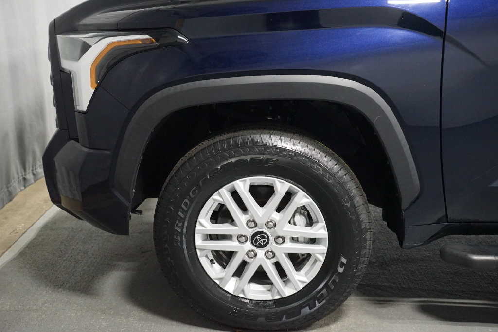 Used 2023 Toyota Tundra SR5 w/ SR5 Premium Package AWD/4WD image 5