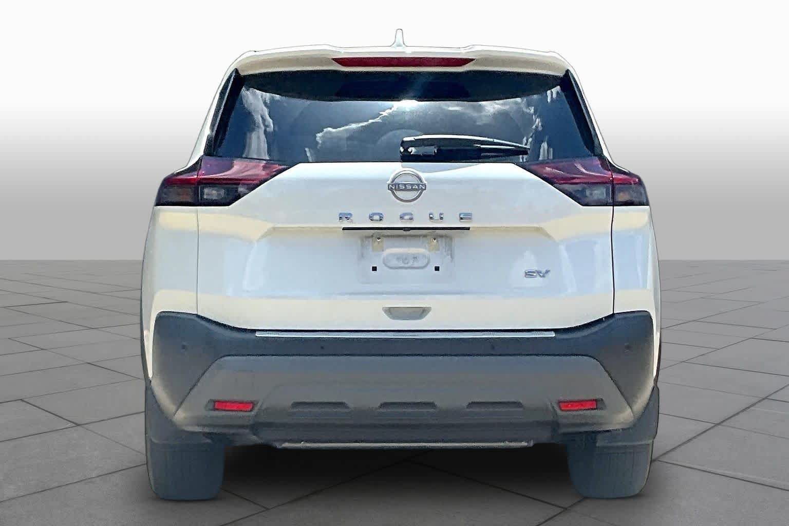 Certified 2023 Nissan Rogue SV FWD image 5