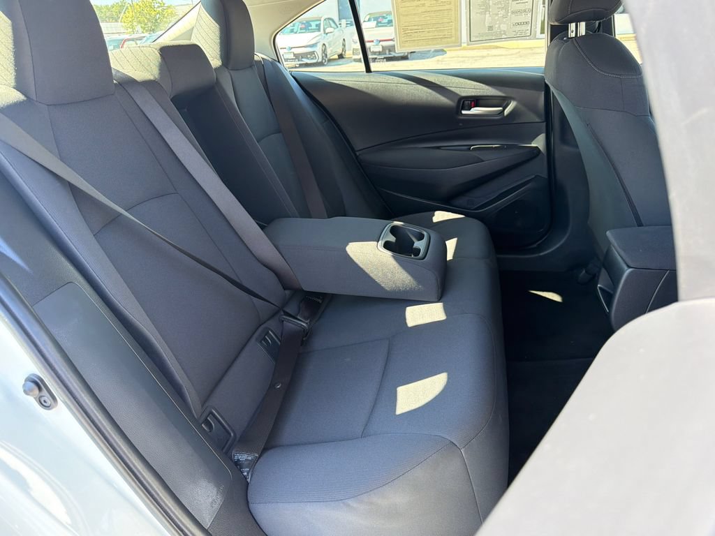 Used 2021 Toyota Corolla LE FWD image 20