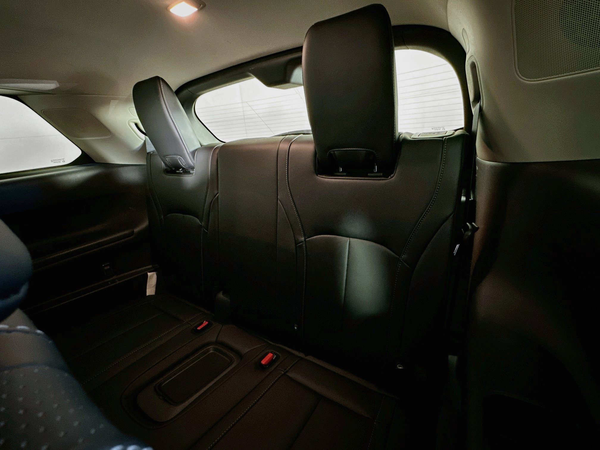 Used 2023 INFINITI QX60 Luxe w/ Vision Package AWD/4WD image 31