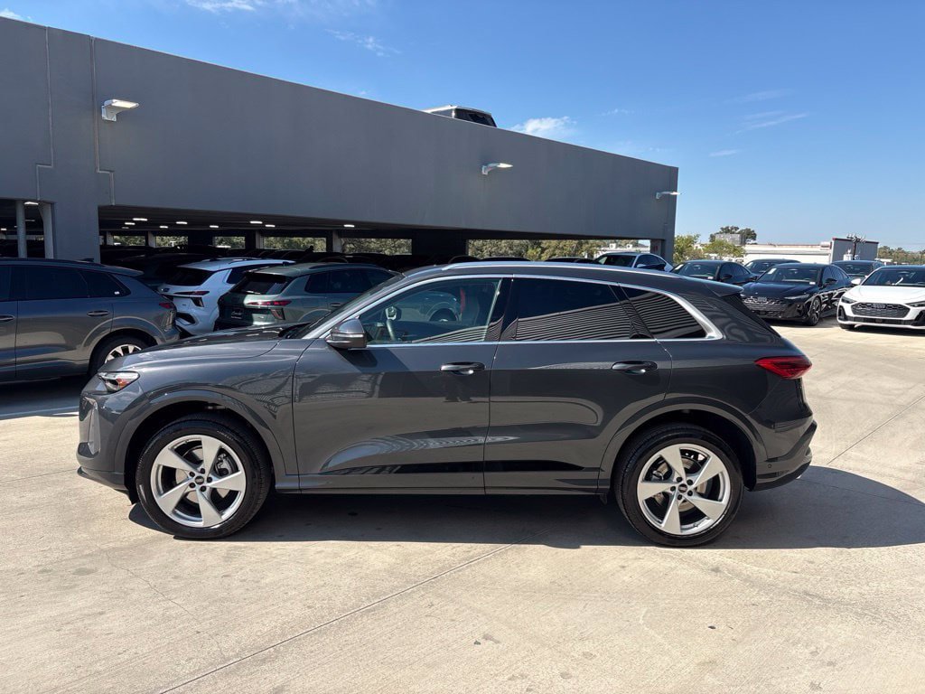 Used 2026 Audi Q5 Premium Plus AWD/4WD image 9