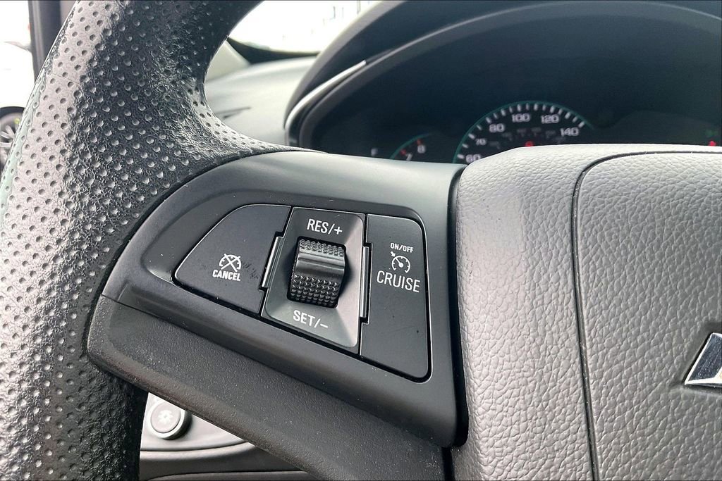 Used 2021 Chevrolet Trax LT image 12