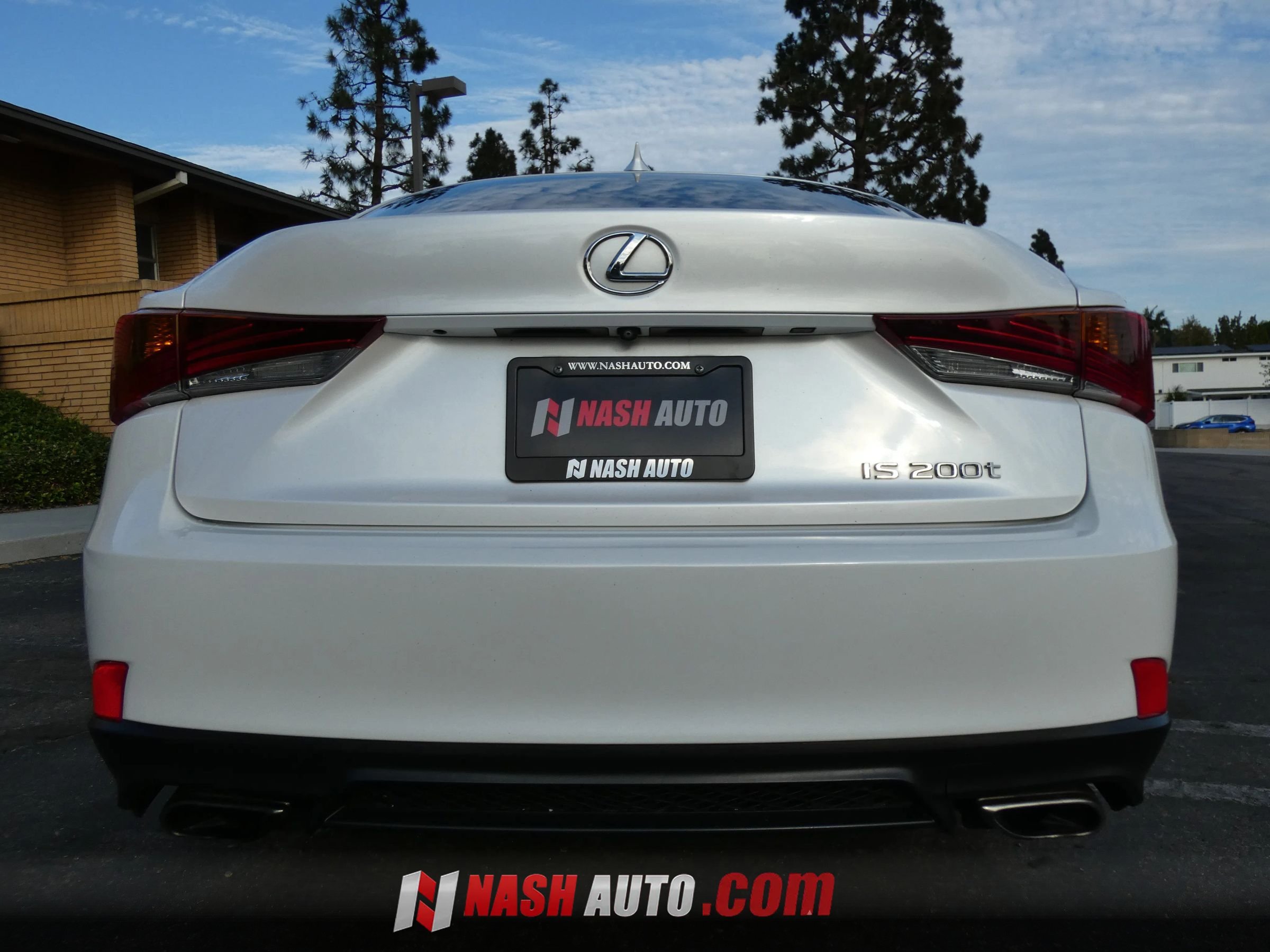 Used 2017 Lexus IS 200t RWD image 10