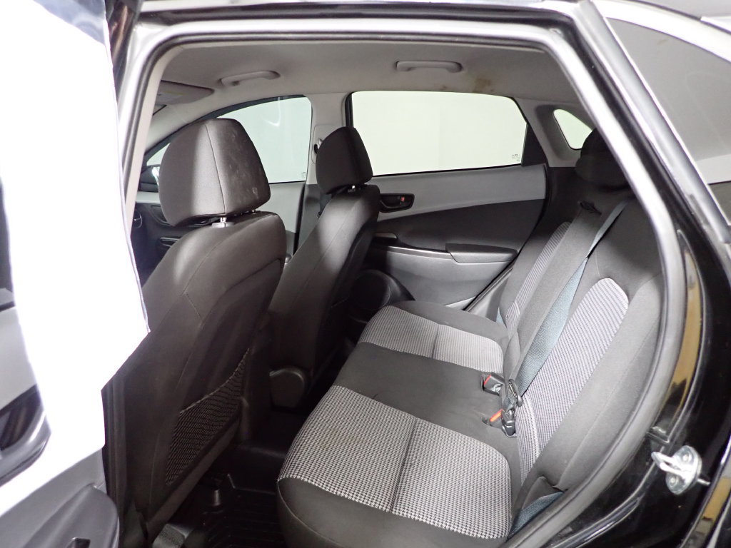 Used 2020 Hyundai Kona SEL AWD/4WD image 32