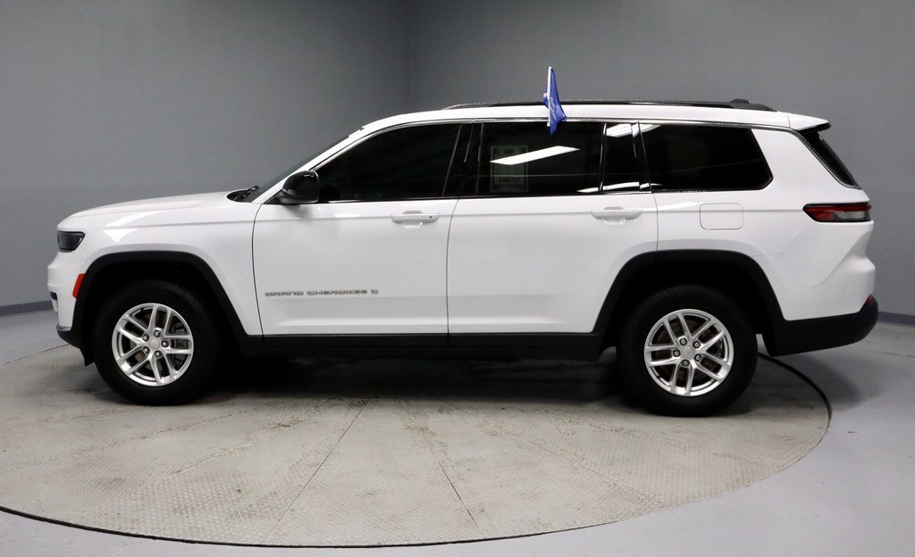 Used 2025 Jeep Grand Cherokee L Laredo w/ Luxury Tech Group I image 9