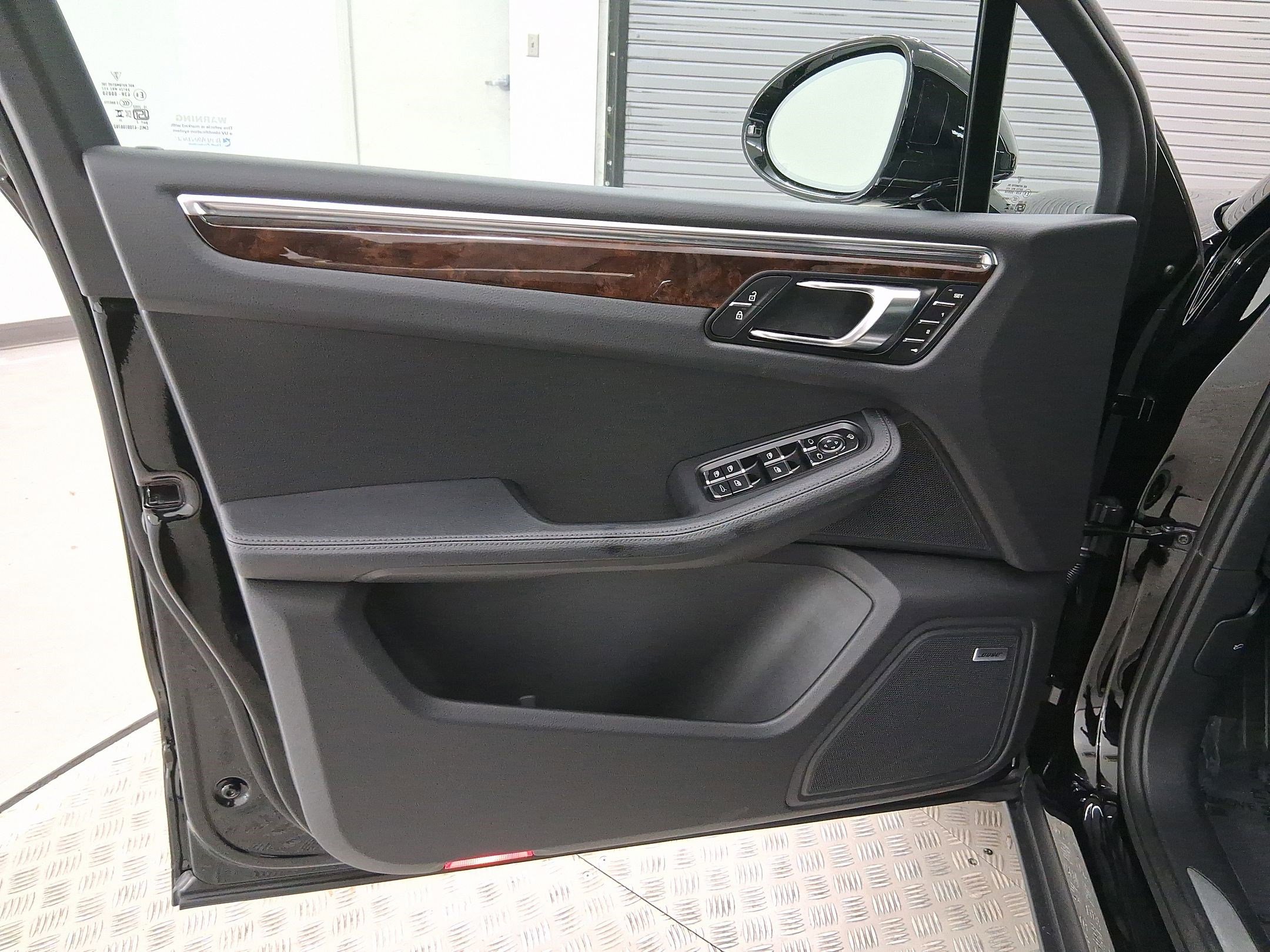 Used 2026 Porsche Macan S AWD/4WD image 14