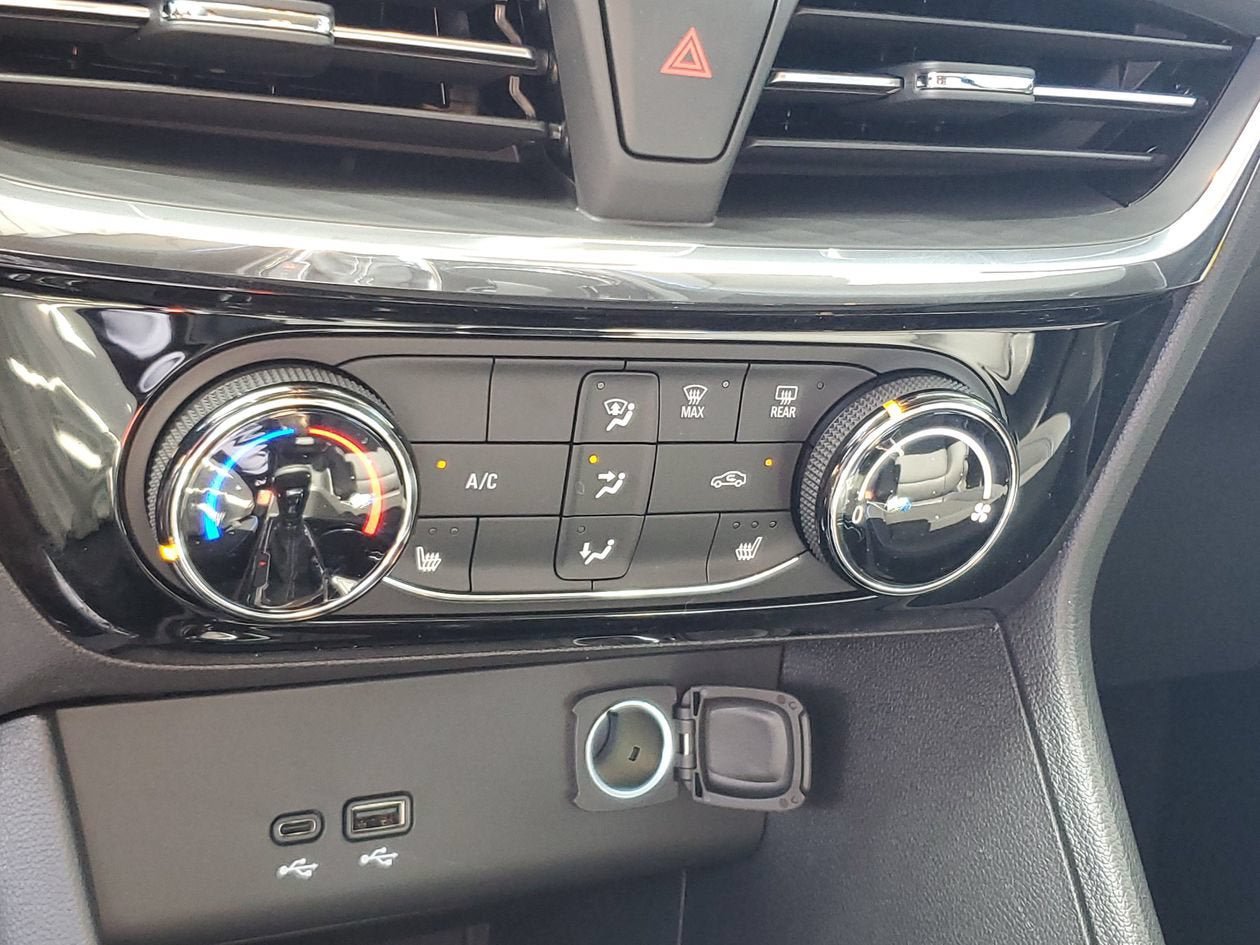 New 2026 Buick Encore GX Sport Touring w/ Advanced Technology Package FWD image 22
