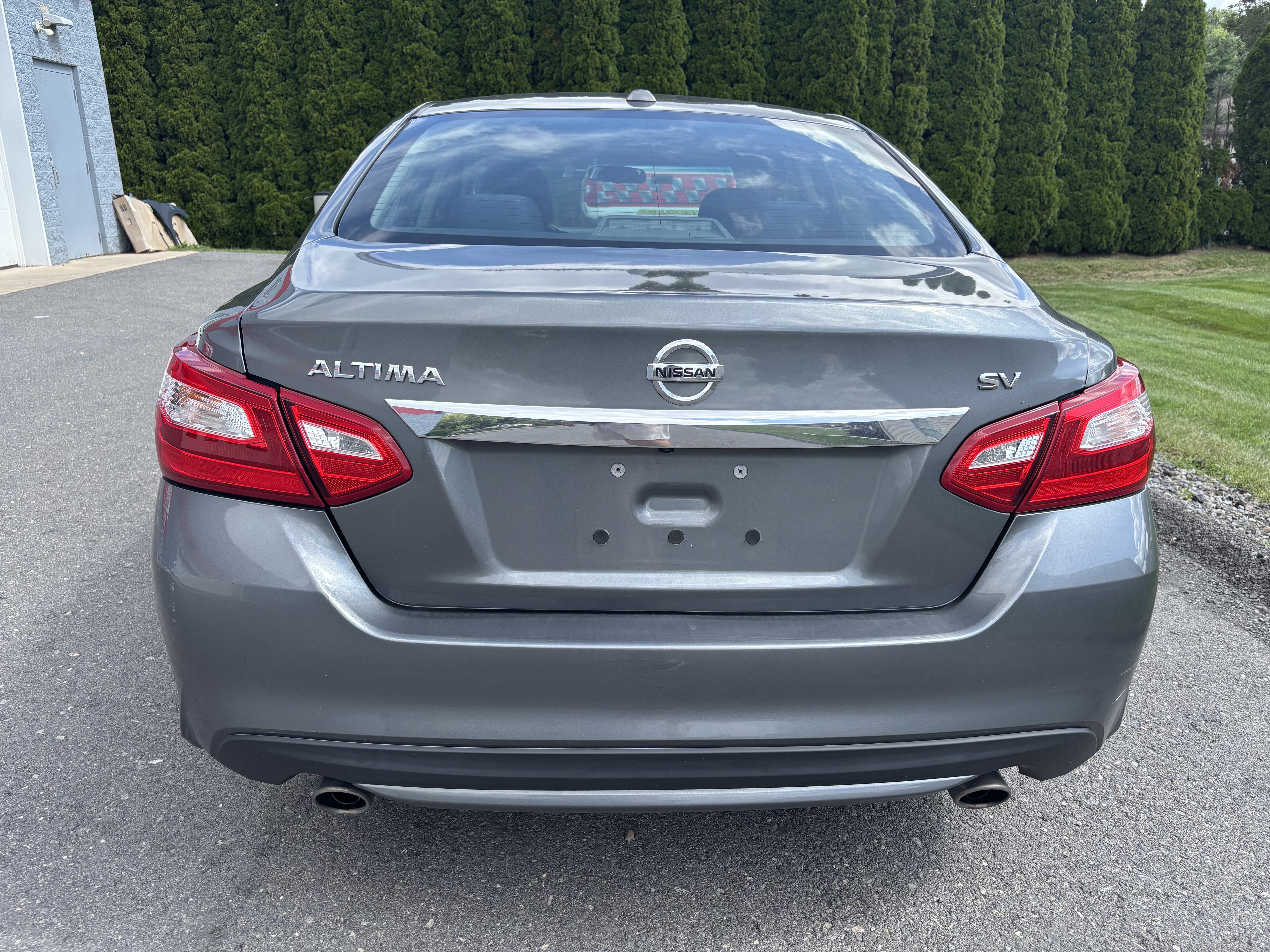 Used 2017 Nissan Altima 2.5 SV FWD image 4
