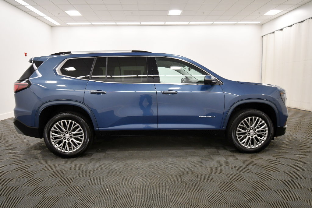 Used 2024 GMC Acadia Denali FWD image 9