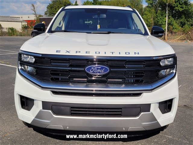 New 2025 Ford Expedition Platinum w/ Driver's Package image 13
