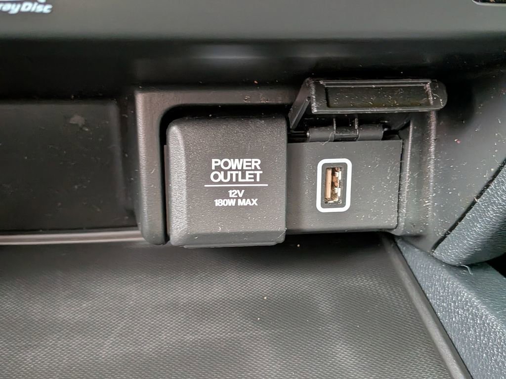 Used 2022 Honda Pilot Touring image 35